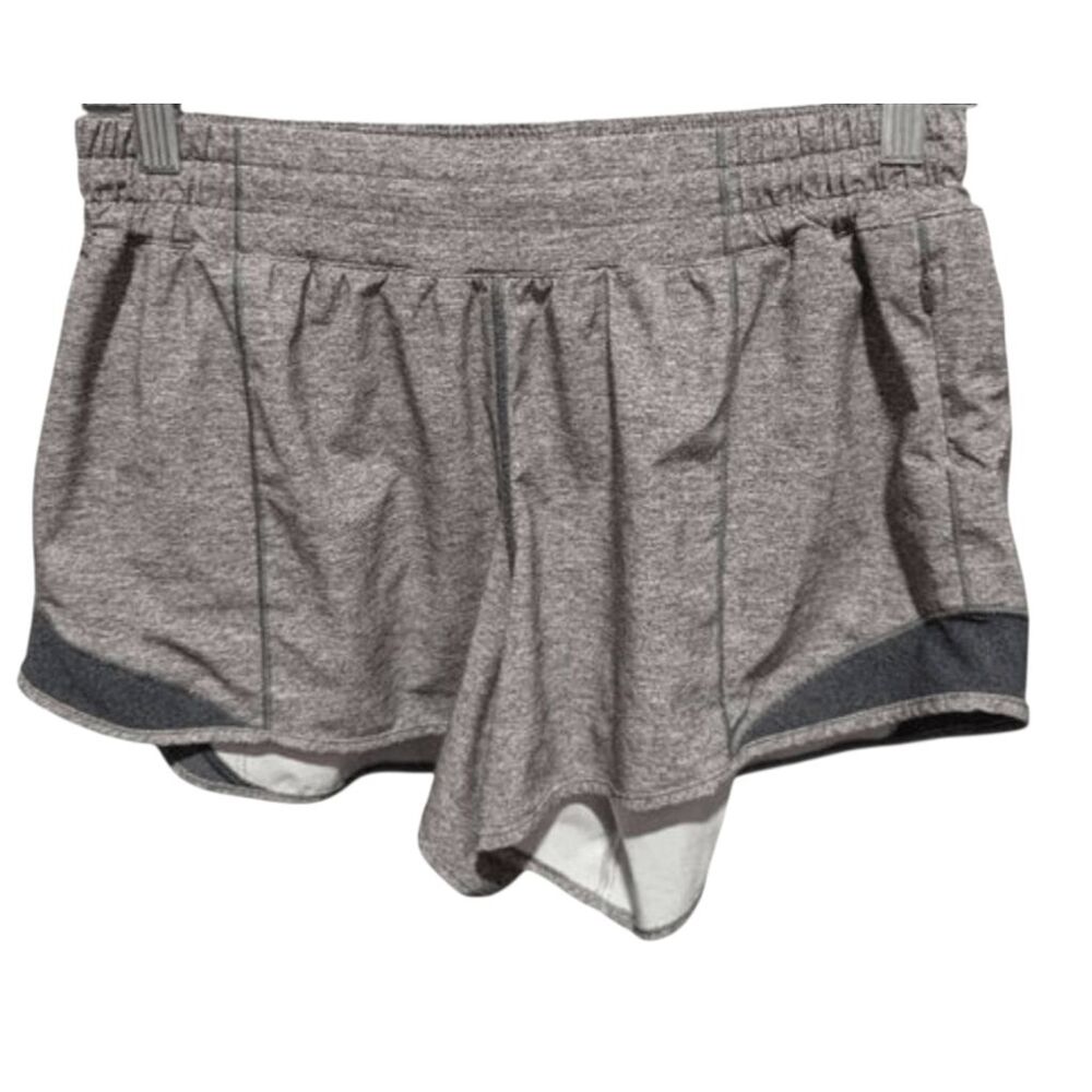 LULULEMON ATHLETICA Hotty Hot Short II 4' Size 10 - Picture 3 of 4